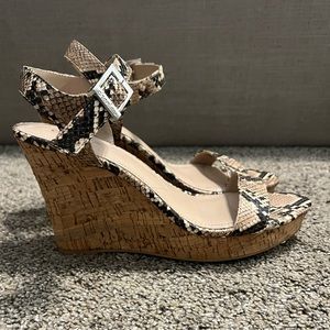Snakeskin wedge sandal EUC size 10